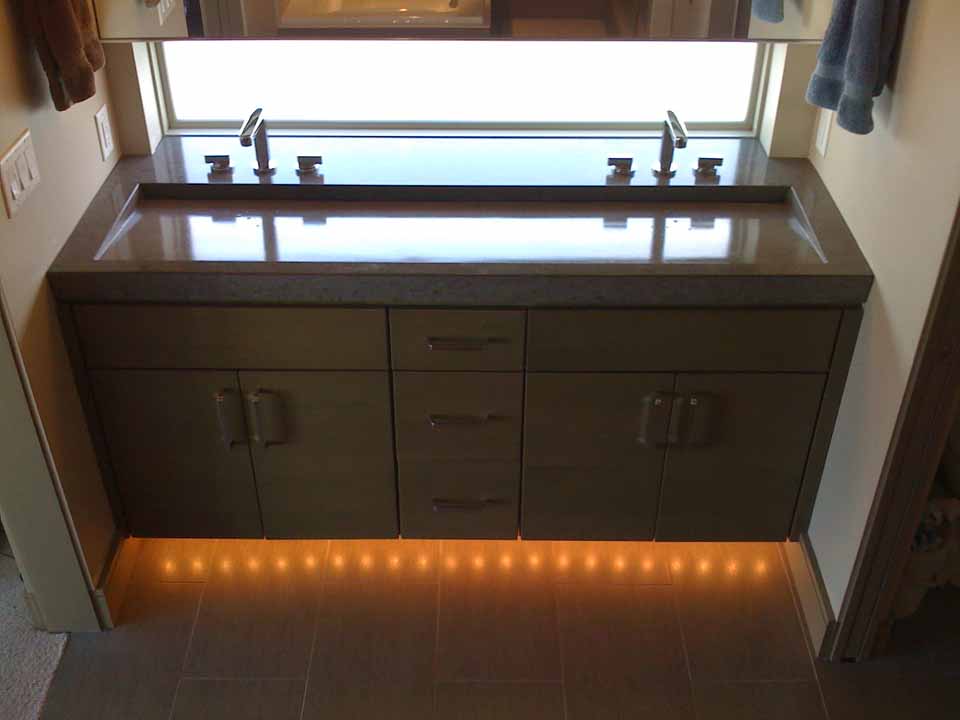Picture of Ramp Integral Stone Sink