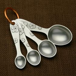 Picture of Beehive Handmade Blossom Measuring Spoons