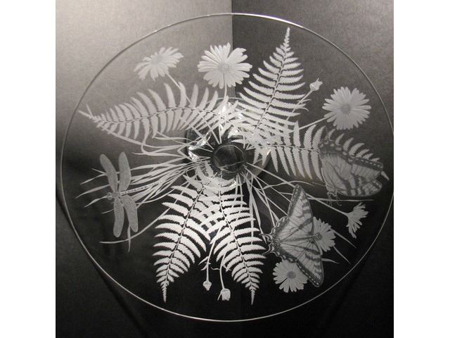 Picture of Ferns and Daisies Etched Glass Vessel Sink